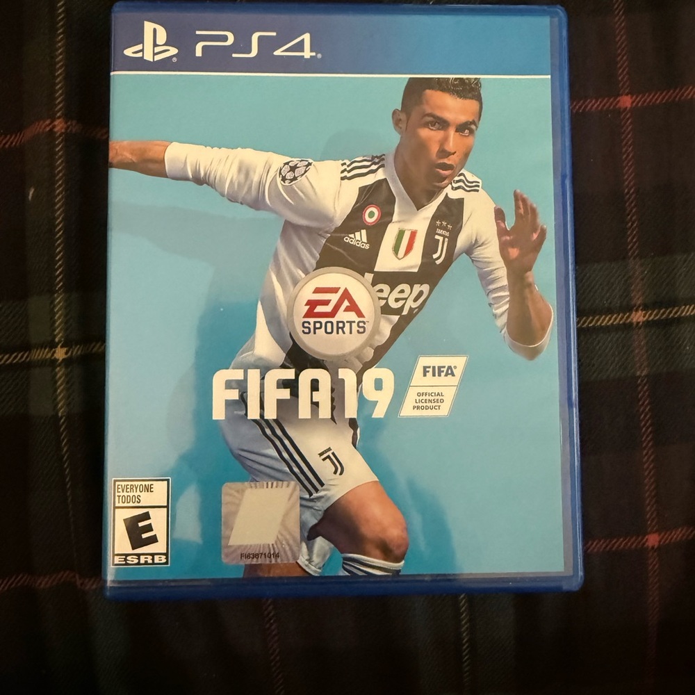 FIFA 19 for PS4 - Blue Case

Can bundle 3 games together for $14.